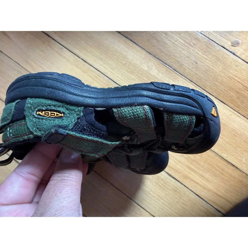 Keen green youth outdoor sandals